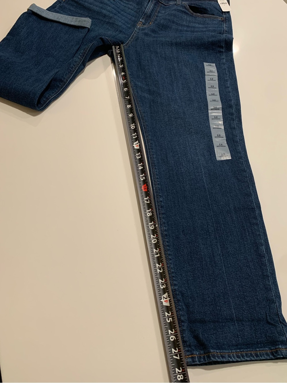 NWT Old Navy Women’s Boyfriend Cropped Jeans, Mid-Rise, Relaxed, 12 - Picture 6 of 7
